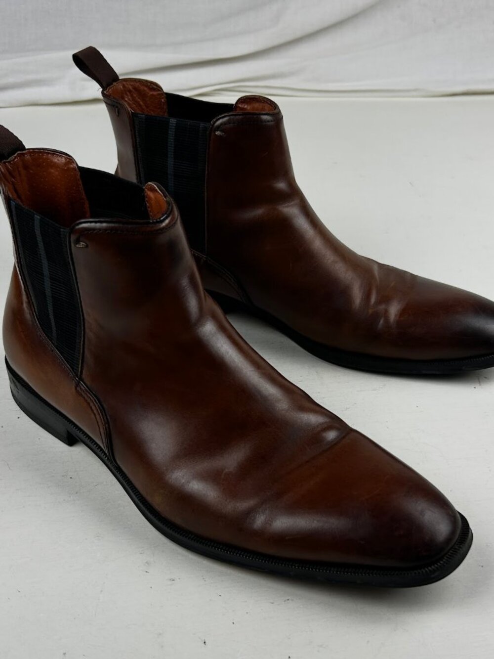 Florsheim Chelsea Boots Mens 10 M Cognac Leather Slip On
